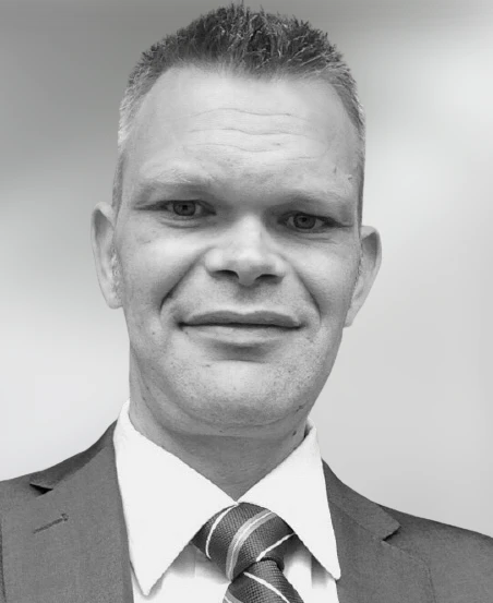 Steve - a business process efficiency expert and Excel consultant with over 20 years of experience